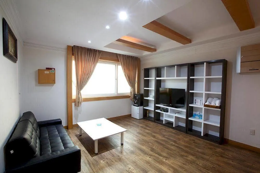 Winners Tourist Hotel Incheon